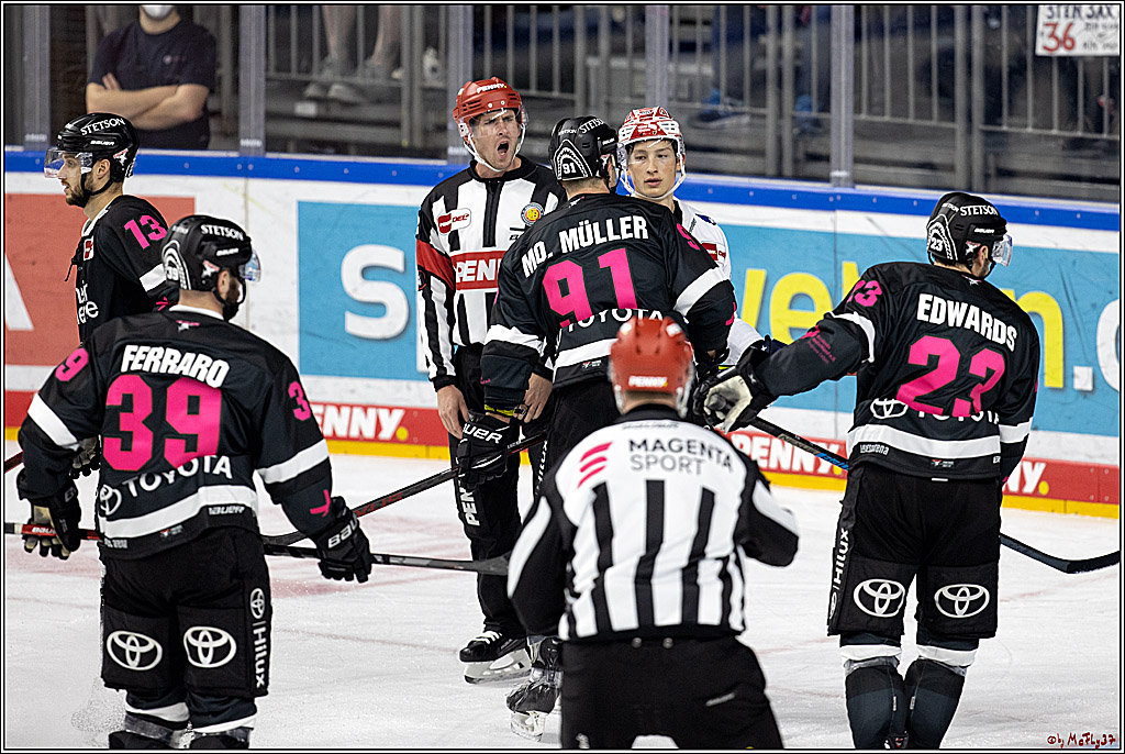 PENNY DEL;  Koelner Haie - Schwenninger Wild Wings; Koeln, 08.10.2021